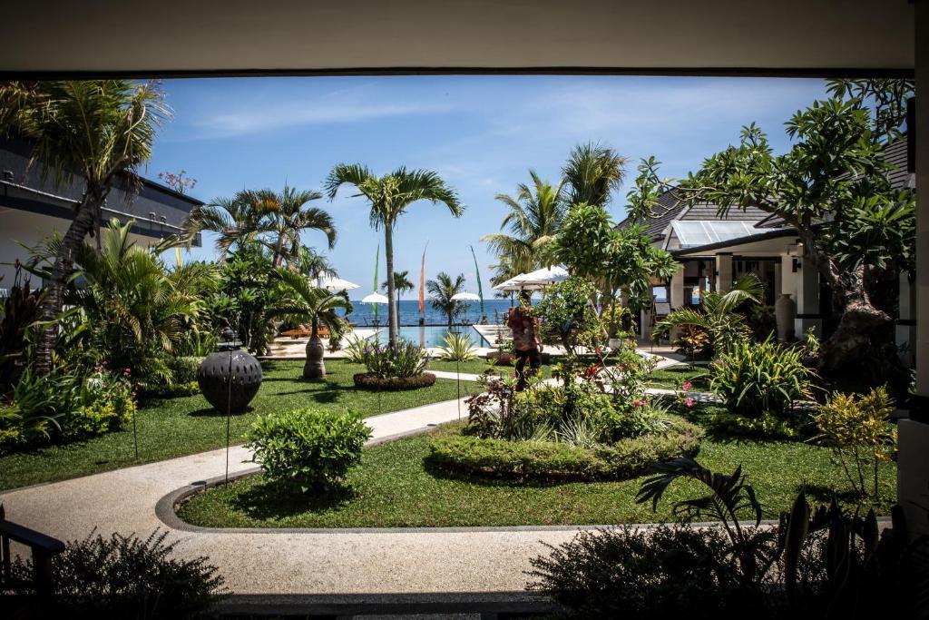 Kelapa Lovina Beach Villa Exterior foto